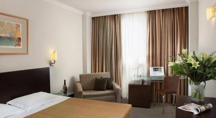 Grand Beach Hotel Tel Aviv