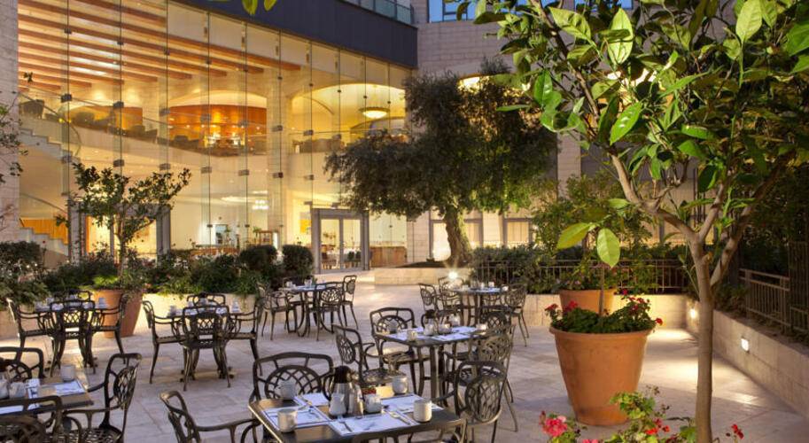 Grand Court Hotel