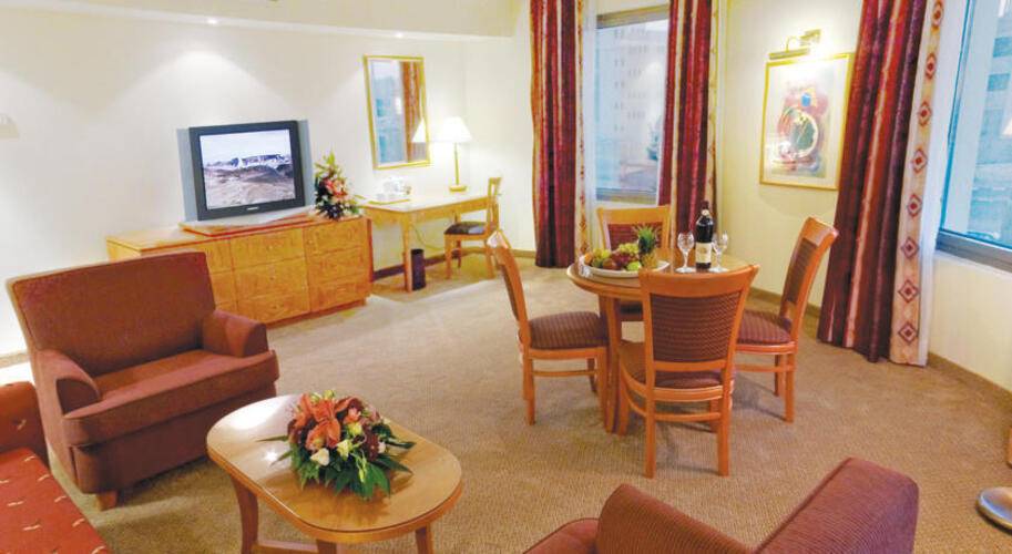 Grand Court Hotel