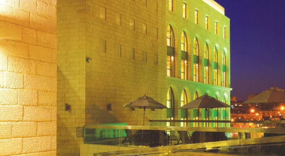 Grand Court Hotel