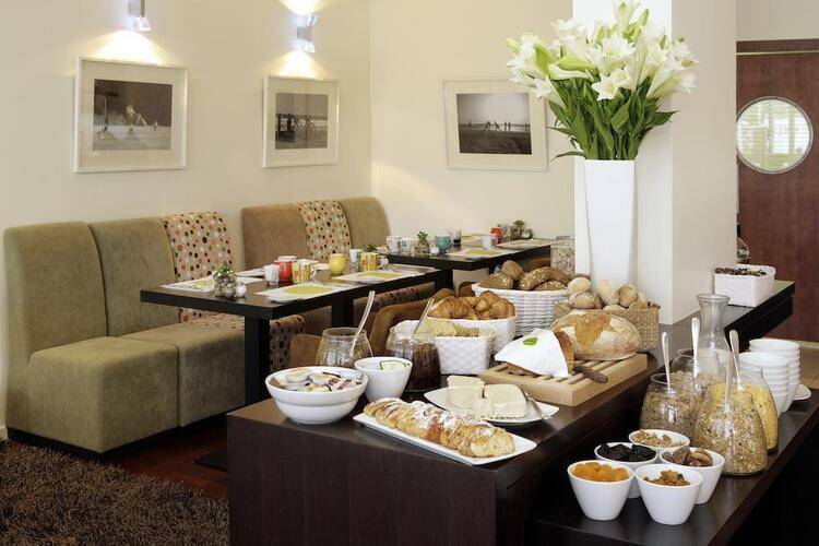 Atlas Melody Hotel