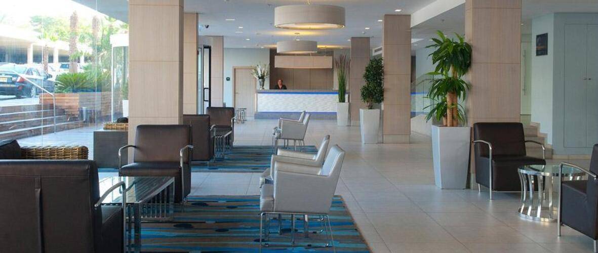 Astral Nirvana Suites (Ex. Briza)