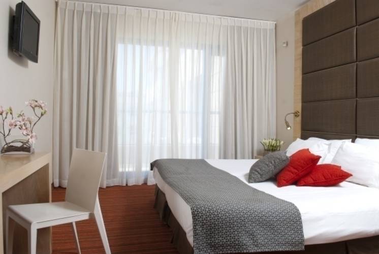 Astral Nirvana Suites (Ex. Briza)