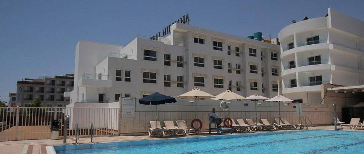 Astral Nirvana Suites (Ex. Briza)