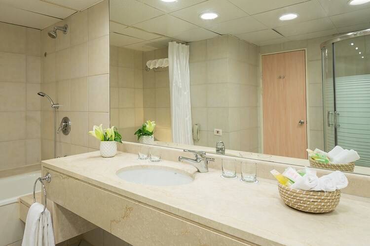 Leonardo Club Dead Sea