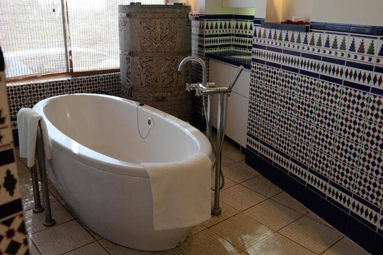 Oasis Spa Club Dead Sea Hotel