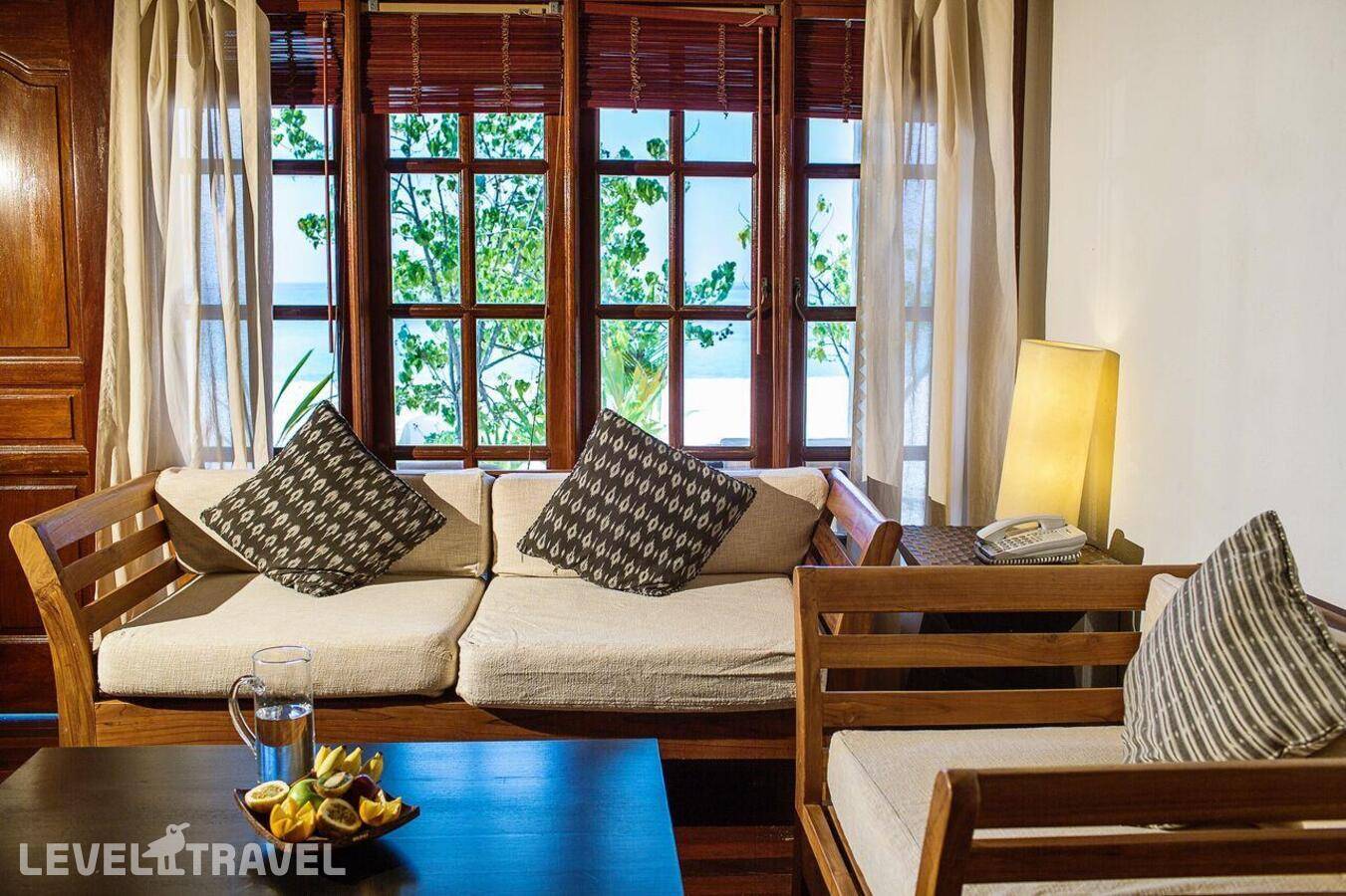 фотографии отеля Palm Beach Resort & Spa Maldives в Мальдивы(Лавиани Атолл) - фото №54