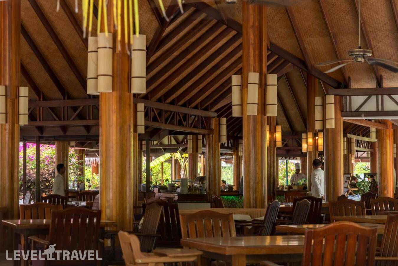 фотографии отеля Palm Beach Resort & Spa Maldives в Мальдивы(Лавиани Атолл) - фото №57