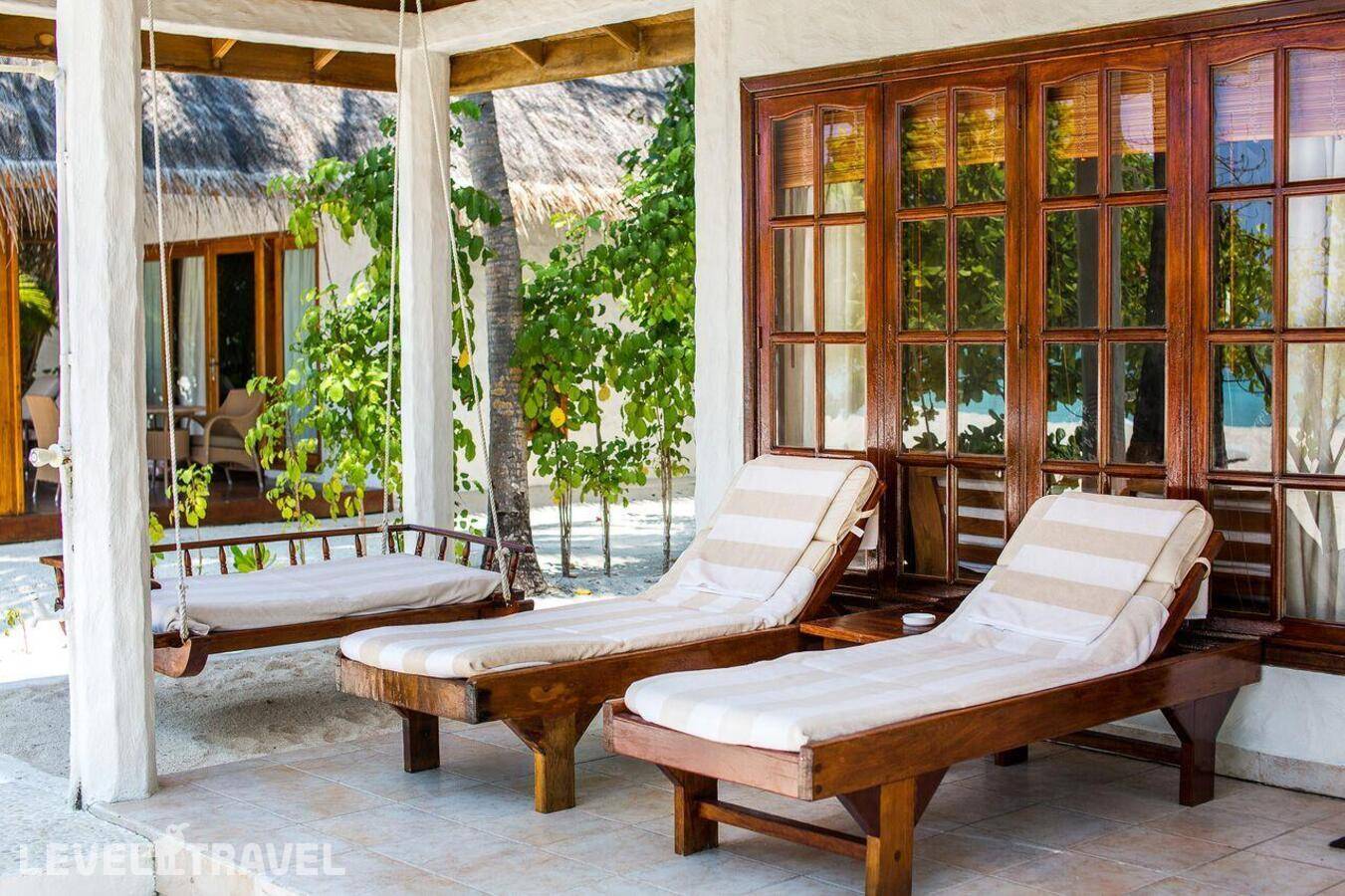 фотографии отеля Palm Beach Resort & Spa Maldives в Мальдивы(Лавиани Атолл) - фото №48