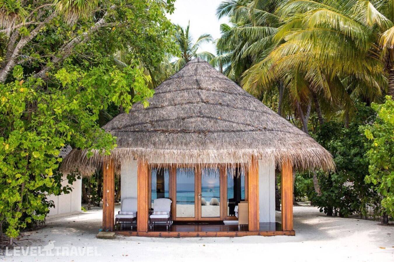 фотографии отеля Palm Beach Resort & Spa Maldives в Мальдивы(Лавиани Атолл) - фото №49