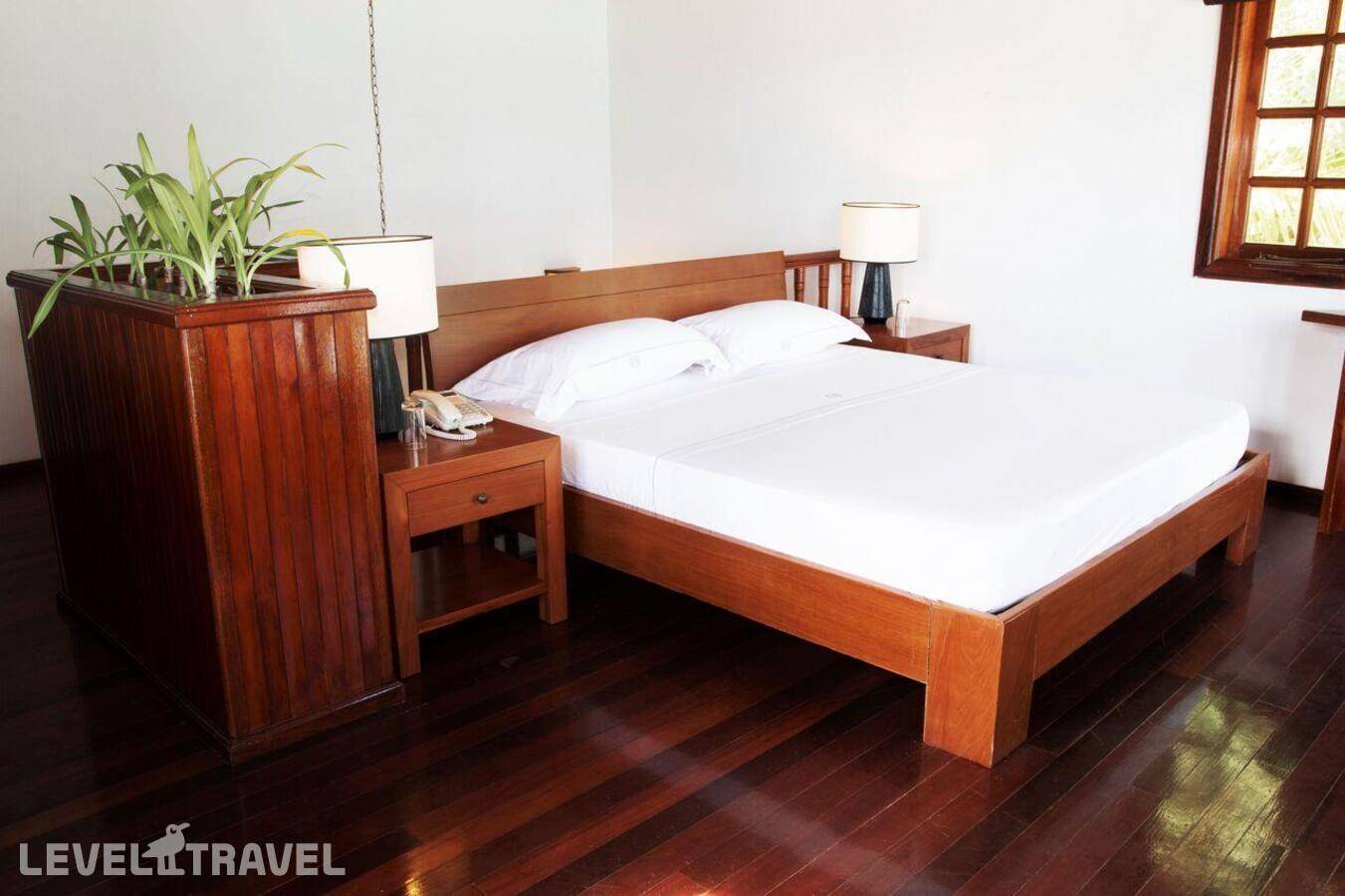 фотографии отеля Palm Beach Resort & Spa Maldives в Мальдивы(Лавиани Атолл) - фото №17