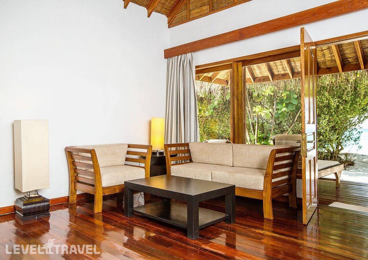 фотографии отеля Palm Beach Resort & Spa Maldives в Мальдивы(Лавиани Атолл) - фото №33