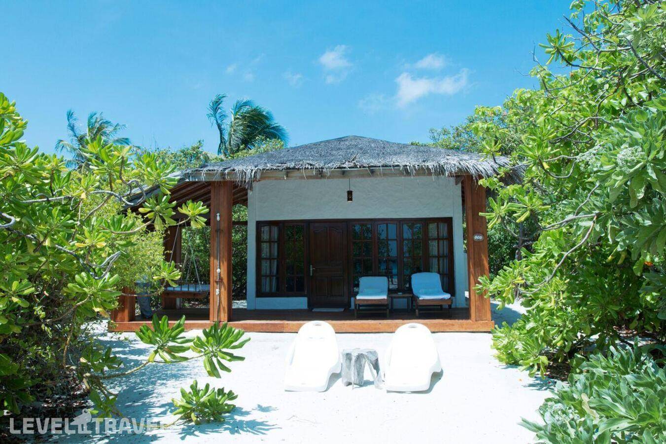 фотографии отеля Palm Beach Resort & Spa Maldives в Мальдивы(Лавиани Атолл) - фото №13