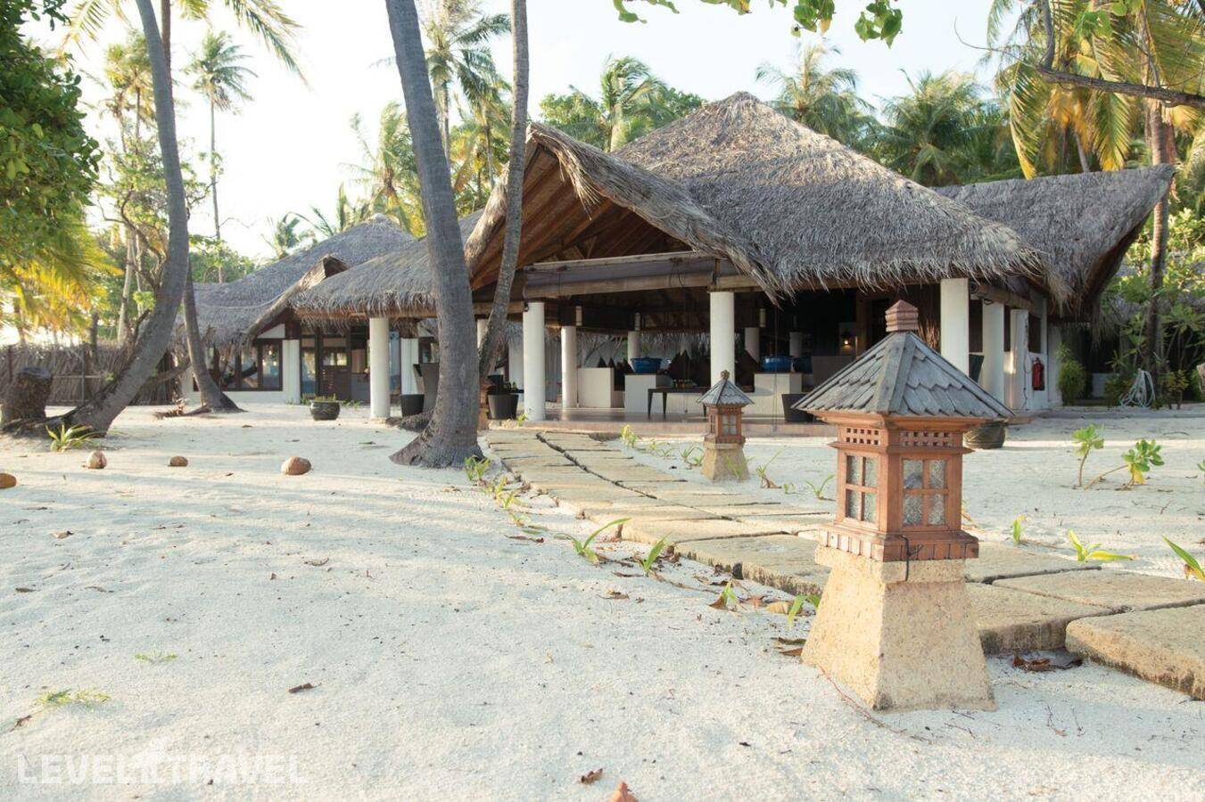 фотографии отеля Palm Beach Resort & Spa Maldives в Мальдивы(Лавиани Атолл) - фото №61