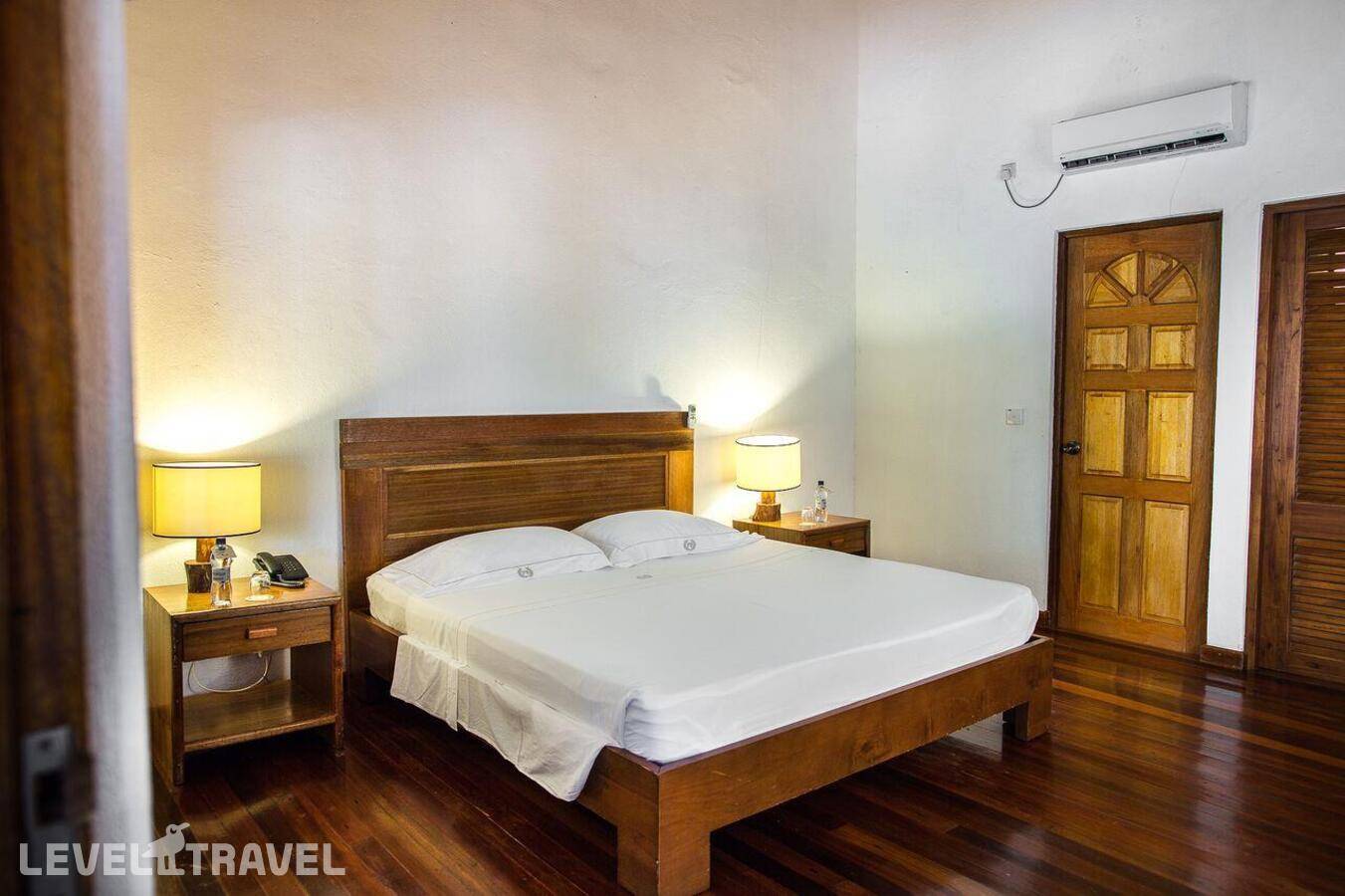 фотографии отеля Palm Beach Resort & Spa Maldives в Мальдивы(Лавиани Атолл) - фото №41