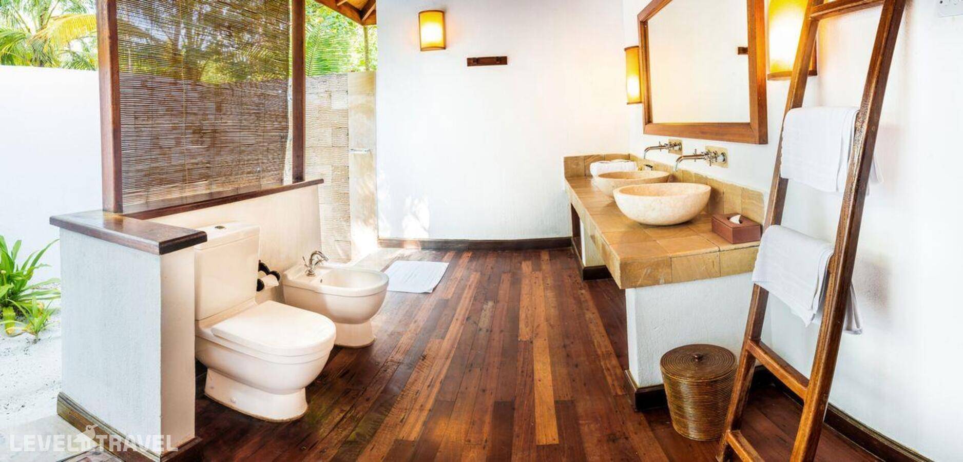 фотографии отеля Palm Beach Resort & Spa Maldives в Мальдивы(Лавиани Атолл) - фото №11