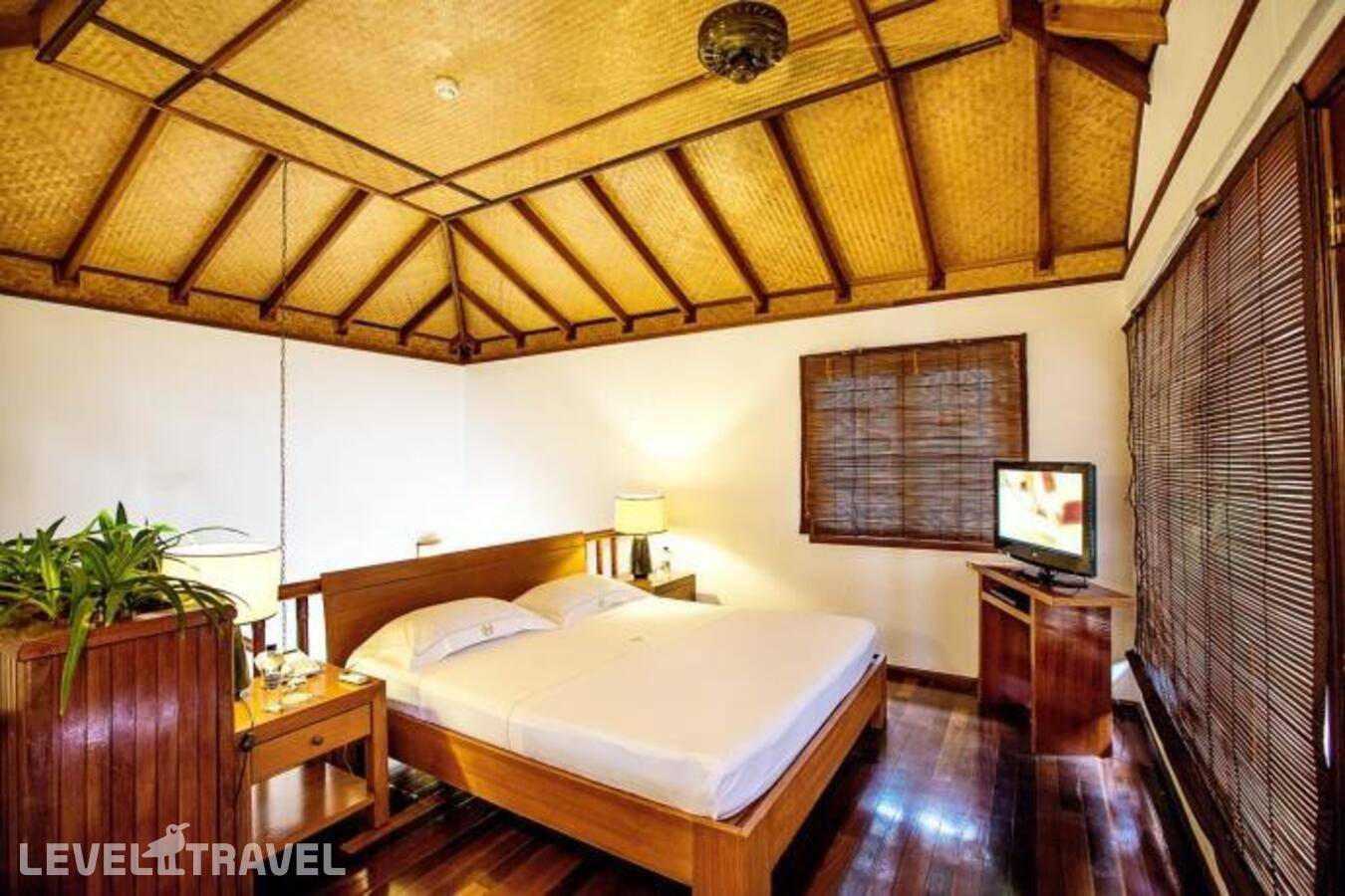 фотографии отеля Palm Beach Resort & Spa Maldives в Мальдивы(Лавиани Атолл) - фото №31