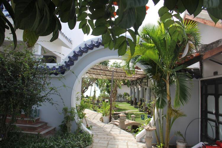 Dynasty Resort