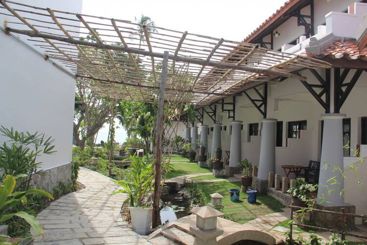 Dynasty Resort