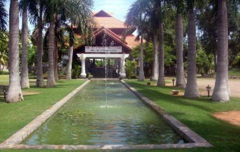 Muine Century Beach Resort & Spa (Ex.Muine De Century Beach)