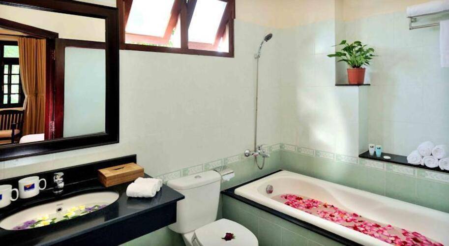 Muine Century Beach Resort & Spa (Ex.Muine De Century Beach)