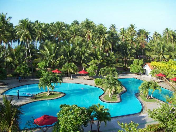 Muine Century Beach Resort & Spa (Ex.Muine De Century Beach)