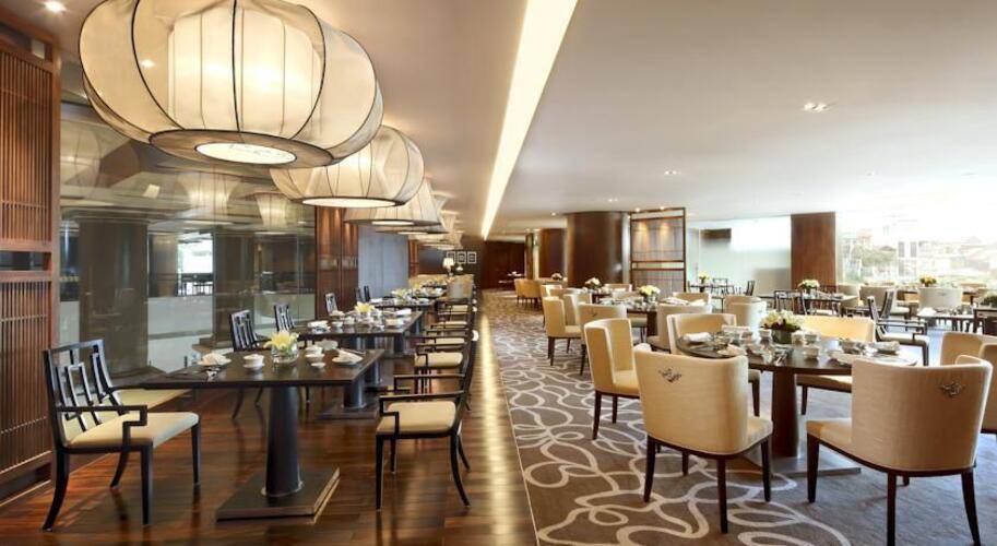 Pan Pacific Hanoi (Ex. Sofitel Plaza Hanoi)