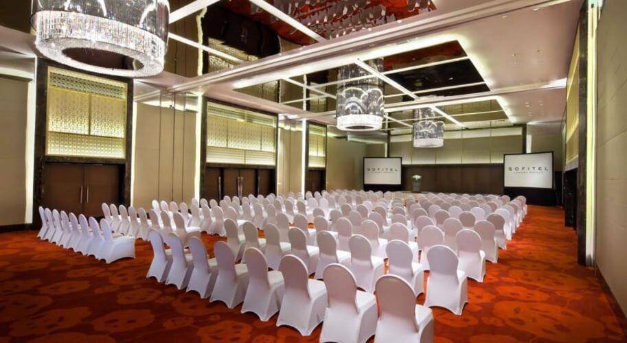 Pan Pacific Hanoi (Ex. Sofitel Plaza Hanoi)