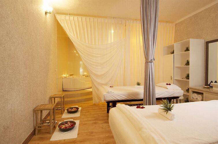 Sea Links Beach Hotel