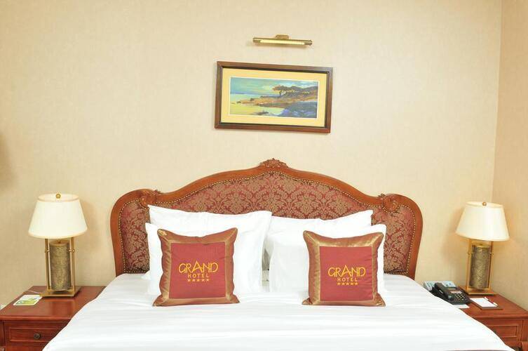 Grand Hotel Saigon