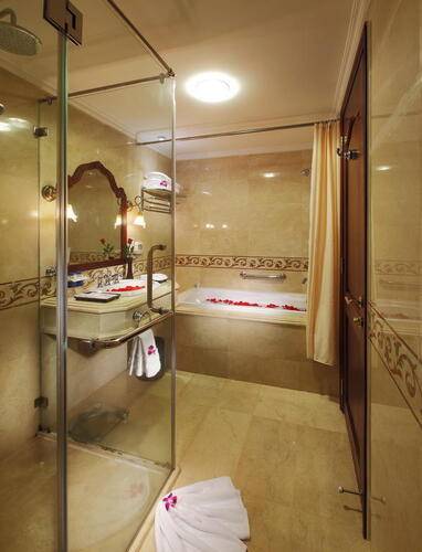 Grand Hotel Saigon
