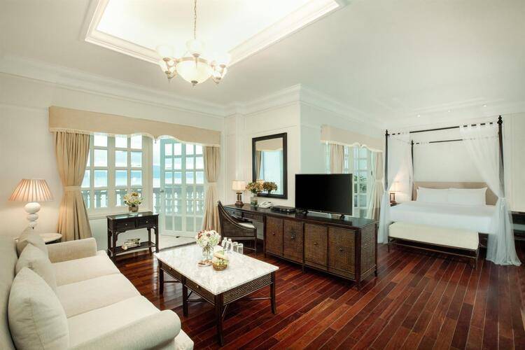 Sunrise Nha Trang Beach Hotel & Spa