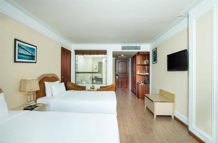 Sunrise Nha Trang Beach Hotel & Spa