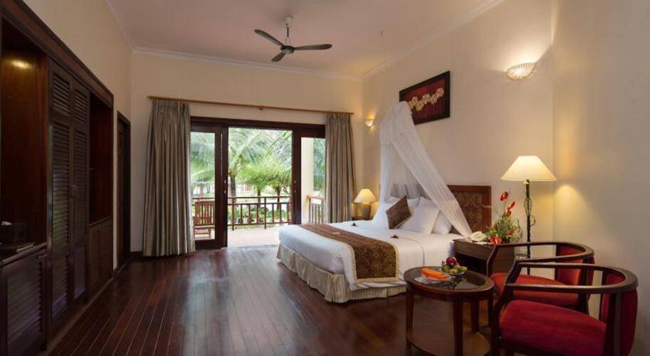 Sunny Beach Resort