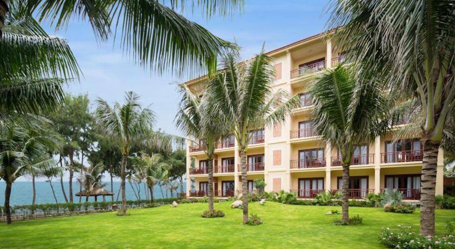 Sunny Beach Resort