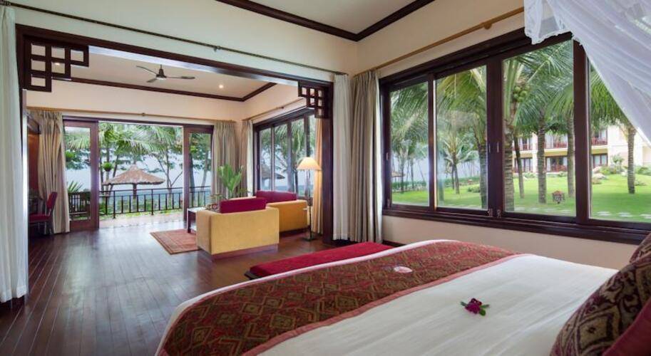 Sunny Beach Resort