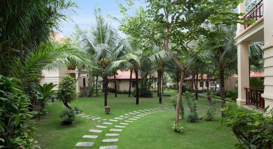 Sunny Beach Resort