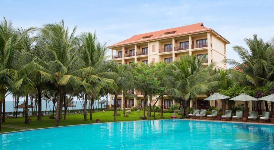 Sunny Beach Resort