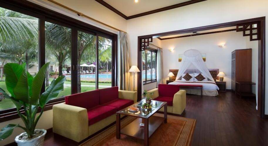 Sunny Beach Resort