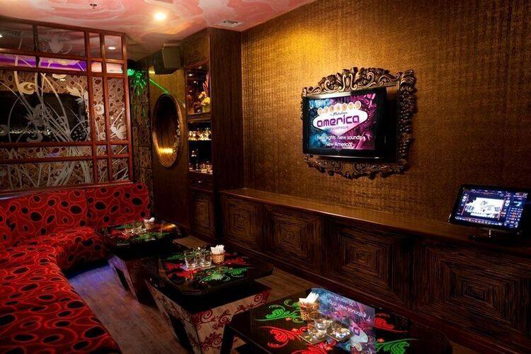 Windsor Plaza Hotel