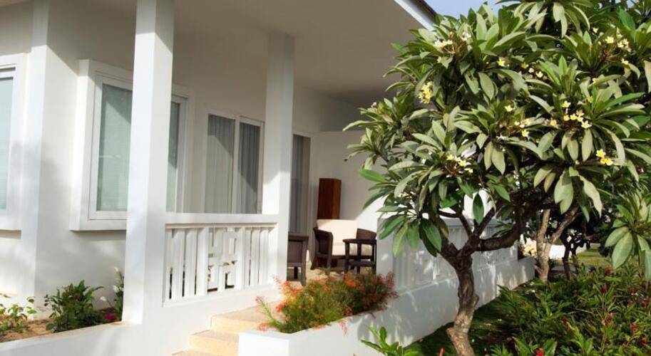 Azerai Ke Ga Bay (Ex. Princess Dannam Resort & Spa)
