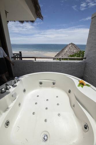 Allezboo Beach Resort & Spa