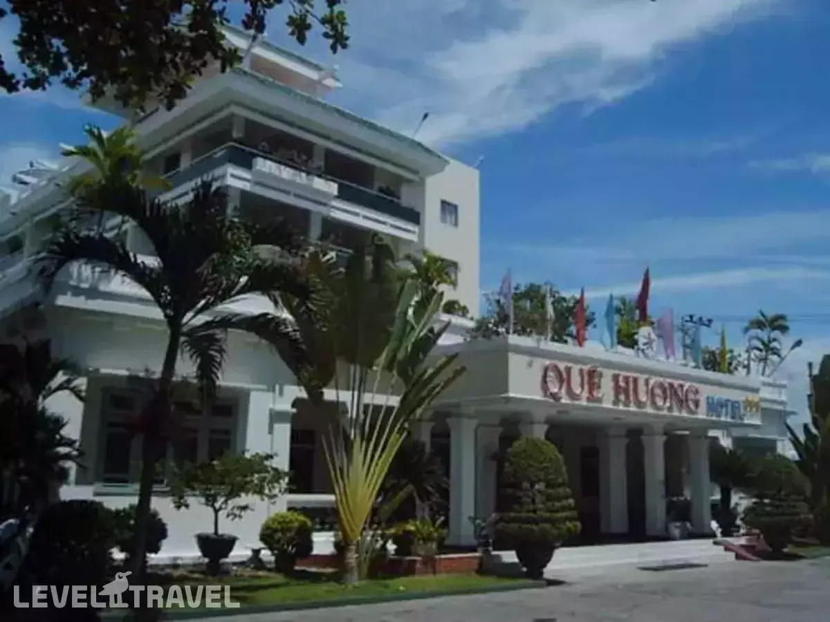 Que Huong Hotel