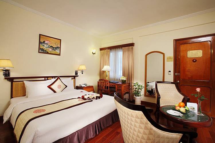 Rex Hotel
