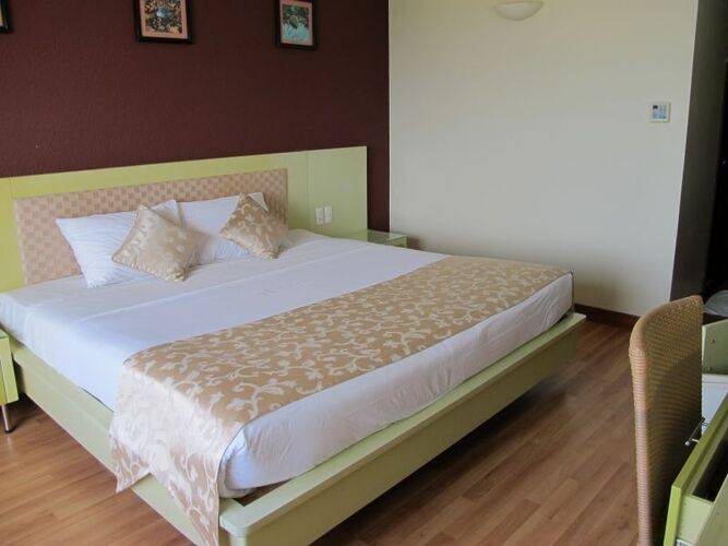 Asia Paradise Hotel