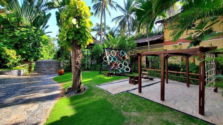 Bamboo Village Resort & Spa