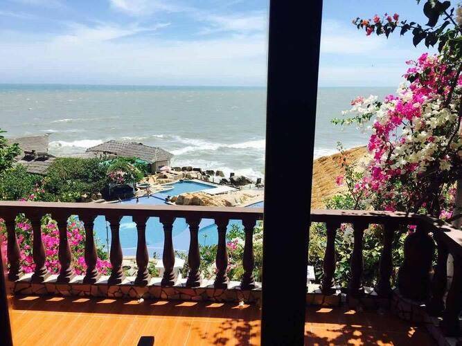 Rock Water Bay Resort & Spa