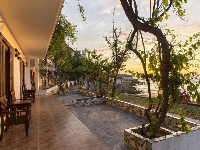 Rock Water Bay Resort & Spa