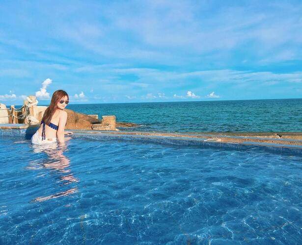 Rock Water Bay Resort & Spa