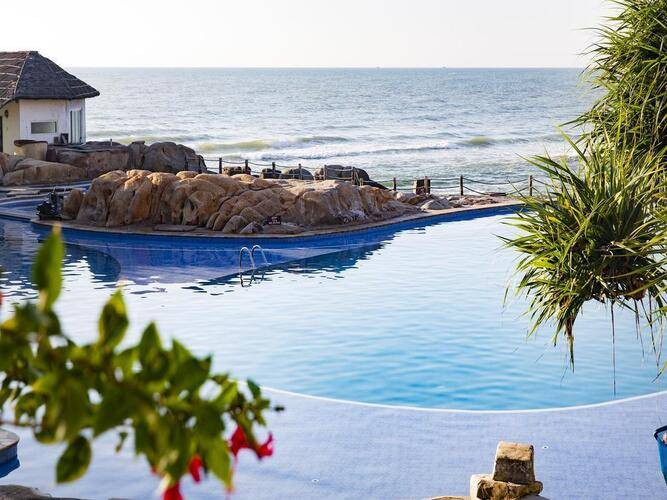 Rock Water Bay Resort & Spa